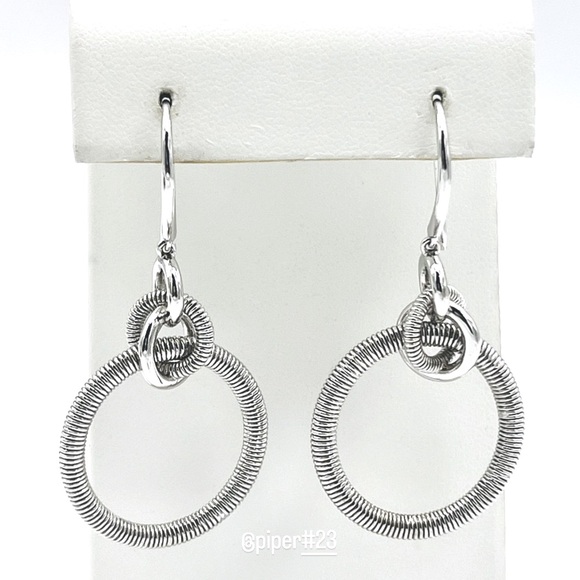 NWT Judith Ripka Eternity Interlocking Knot Hoop Earrings - Picture 4 of 11